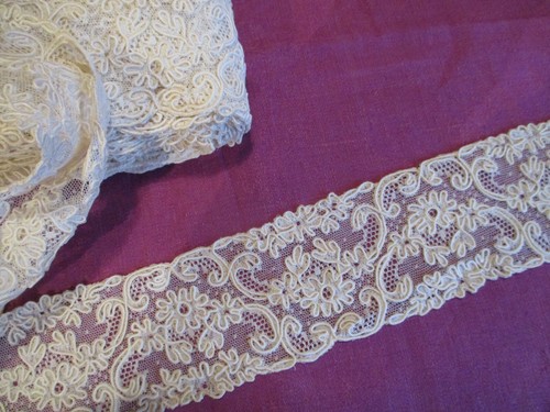 Dentelle guipure ancienne