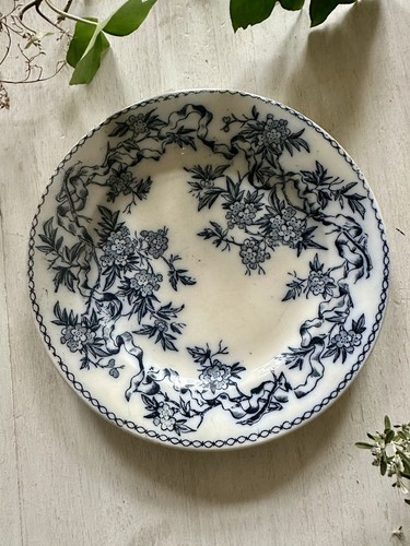 Assiette fleurie - assiette,
