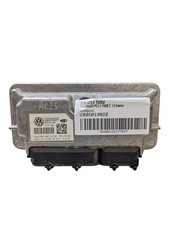 Calculateur moteur VOLKSWAGEN