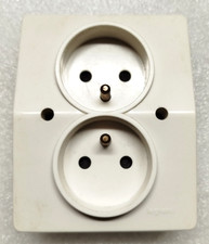 Legrand Prise Double  2 P +T