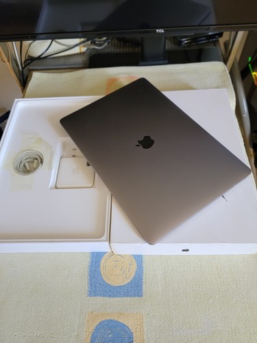 Macbook pro a1990 2019 - macbook, i9