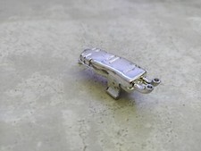 1/18 Volkswagen New Beetle Maisto Exhaust