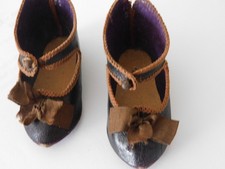 chaussures anciennes Bébé