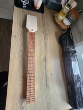 Manche Guitare Électrique