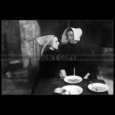 Photo F.023008 YVETTE GUILBERT (PÊCHEURS BELGES EN ISLANDE) 1935