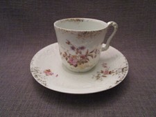 Tasse a café ancienne en