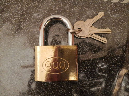 Cadenas avec 3 - mm,