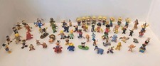 Lot de 63 figurines de type