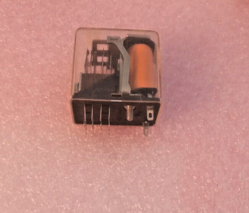 1pcs relay type - v4/c/, 700