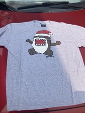 DOMO KUN Santa Hat Christmas Gray T-Shirt XL Adult RARE FREE SHIPPING