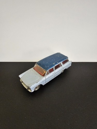 Dinky toys ref 548 - fiat, 1800