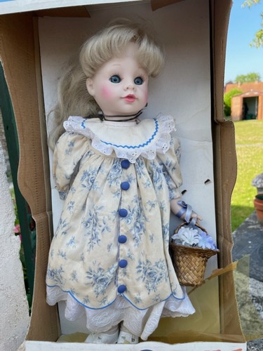Poupee mundia les precieuses - poupee,