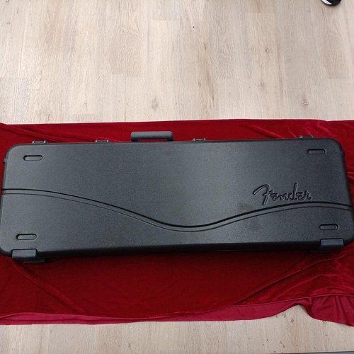 Guitare basse électrique