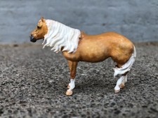 Micro Quarter Horse Dun It Digitally Aislinn Ford Resin 1 1/2” Palomino Lenz