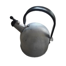 bouilloire Ikea  sifflante