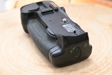 Nikon MB-D10 Battery Grip for D300 / D300s / D700 DSLR's