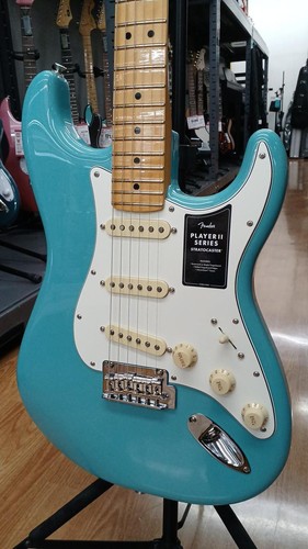 Fender mexico player strat - player, ii