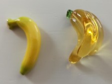 2 Banana Beans. Lot 7