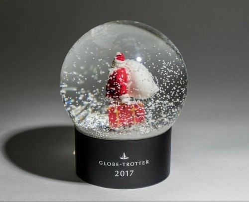 Globe trotter snow santa - globe-trotter,