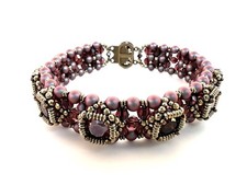 Swarovski Crystal Burgundy and Dark Red Chatons Iridescent Red Pearls 7”Bracelet