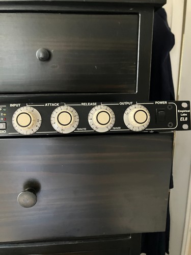 Empirical labs el8 distressor - labs,