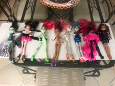 lot 8 poupées monster high