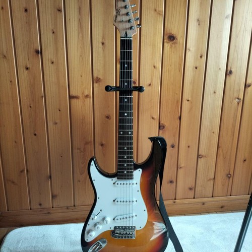 Guitare gauche