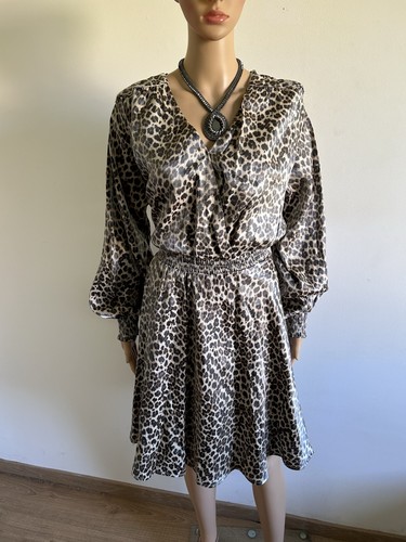 Robe léopard neuve manches - à,