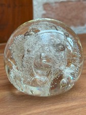 Presse papiers en verre