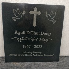 Pierre tombale gravée