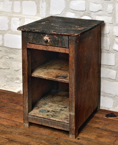 Ancienne table encrer - à, /