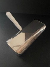 Ramasse Miettes en métal argenté, manche en plastique "nacre"  Rouleau, Vintage