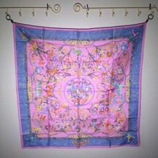 HERMES Carre 90 bijoux orientaux et occidentaux martin-pêcheur fleurs gemmes