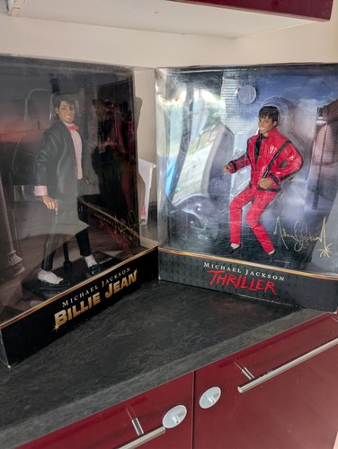 Michael jackson figurine - michael,