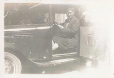 OLD PHOTOGRAPH YOUNG WOMAN OLD CAR