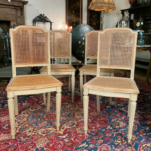 Série quatre chaises en - série, de