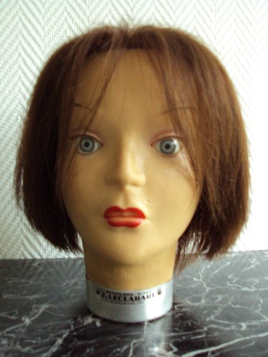 Ancienne tete coiffer - tete, a