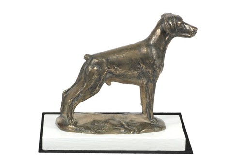 Dobermann type figure with - type,
