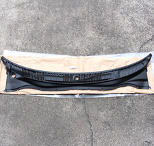 TOYOTA Genuine SUPRA 'RHD' JZA80 MK4 Cowl Top Cover Front Ventilator Windshield