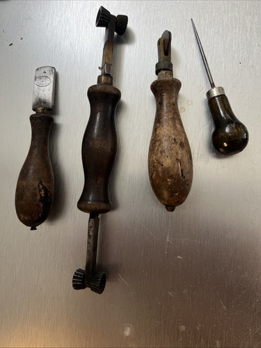 Anciens outils cordonnier - anciens,