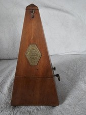 metronome ancien en bois