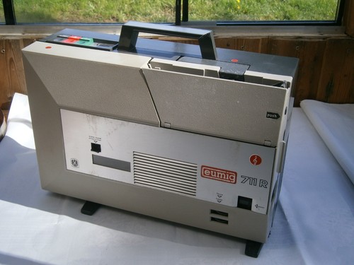 Ancien projecteur cinema - ancien,