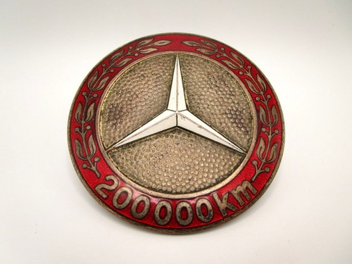 Insigne automobile calandre - insigne,