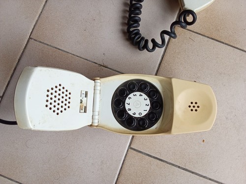 Telephone vintage grillo - telephone,
