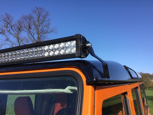 Land rover defender - land,