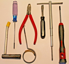 LOT 136 ---  MODELISME AVION