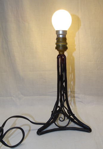 Joli ancien pied lampe - ancien,