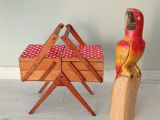 Petite travailleuse datant des