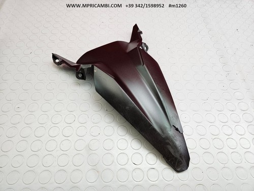 Plastique central - plastique,