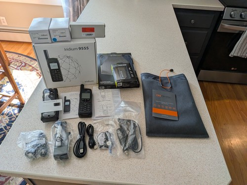 Iridium 9555 with solar kit - iridium,